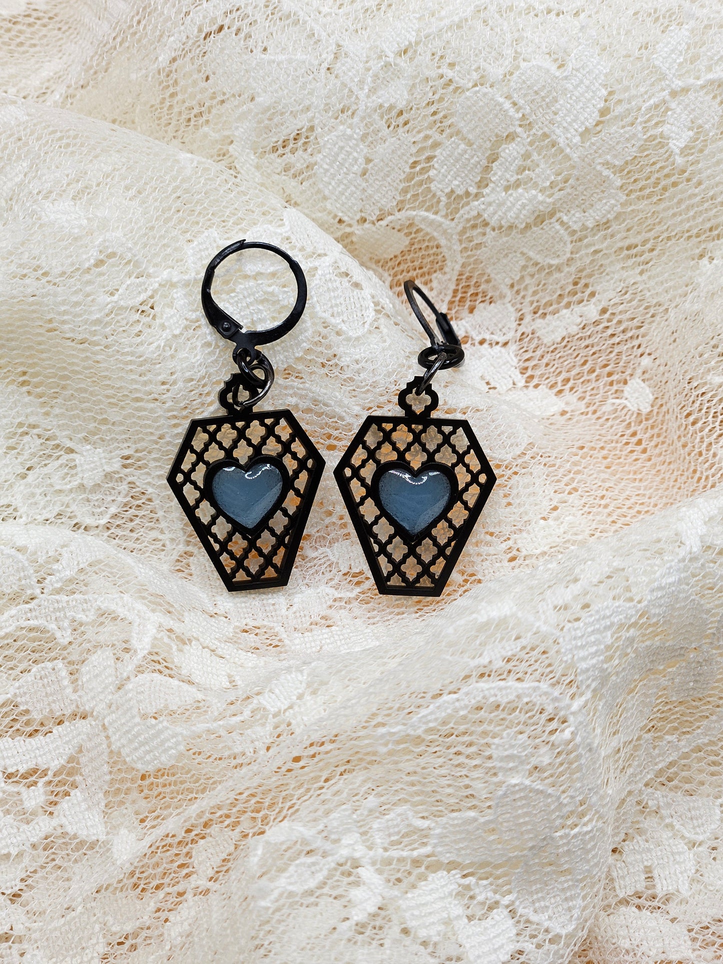 |GLOW| Handmade Gothic Resin Coffin Heart Earrings