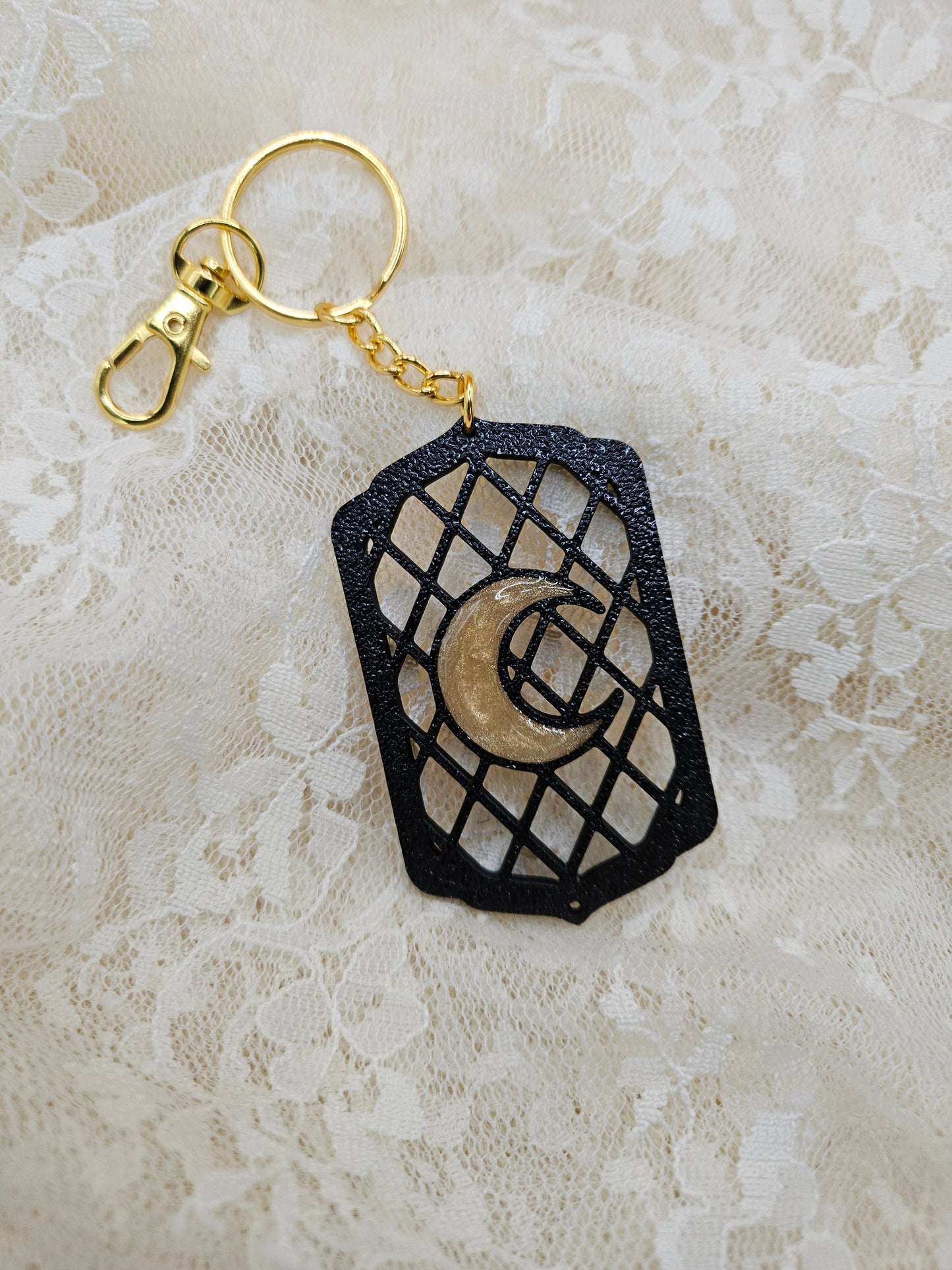 Hand-Crafted Gothic Moon Keychain | Elegant Keyring Accessory